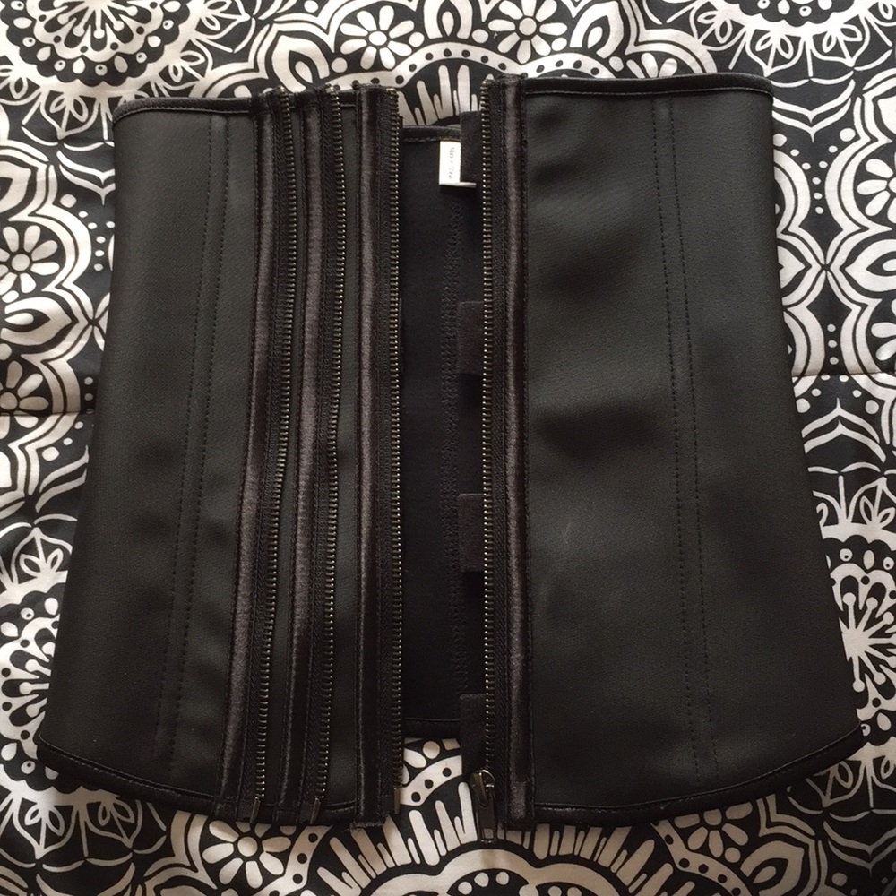 Steel Bone Zip & Clip Waist Trainer